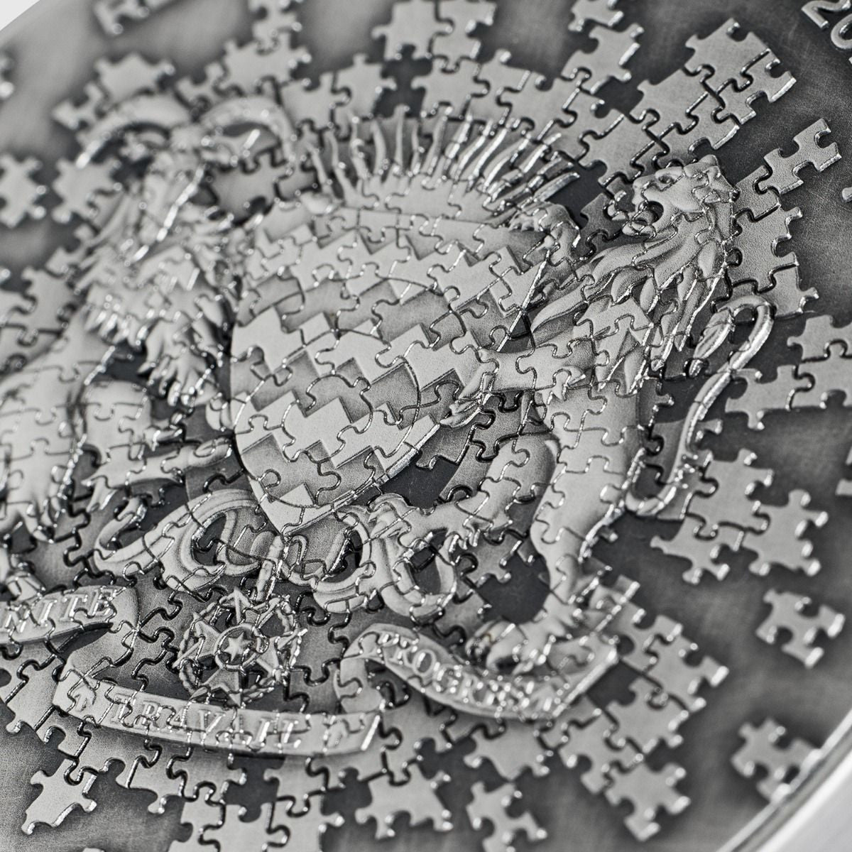 2022 1oz Chad Earth Puzzle .999 Silver Coloured Antiqued